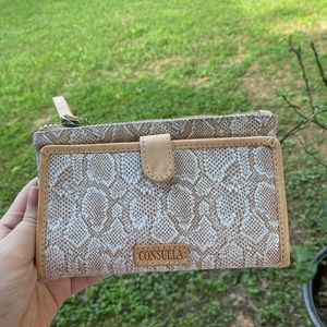consuela wallet